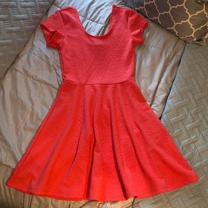 Planet Gold Tapestry Like Skater Dress Short Sleeve Coral Size XS